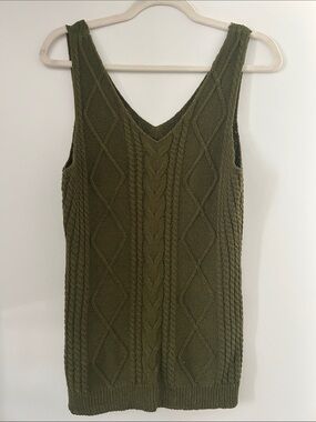 Olive Green Cable Knit V-Neck Sweater Tank